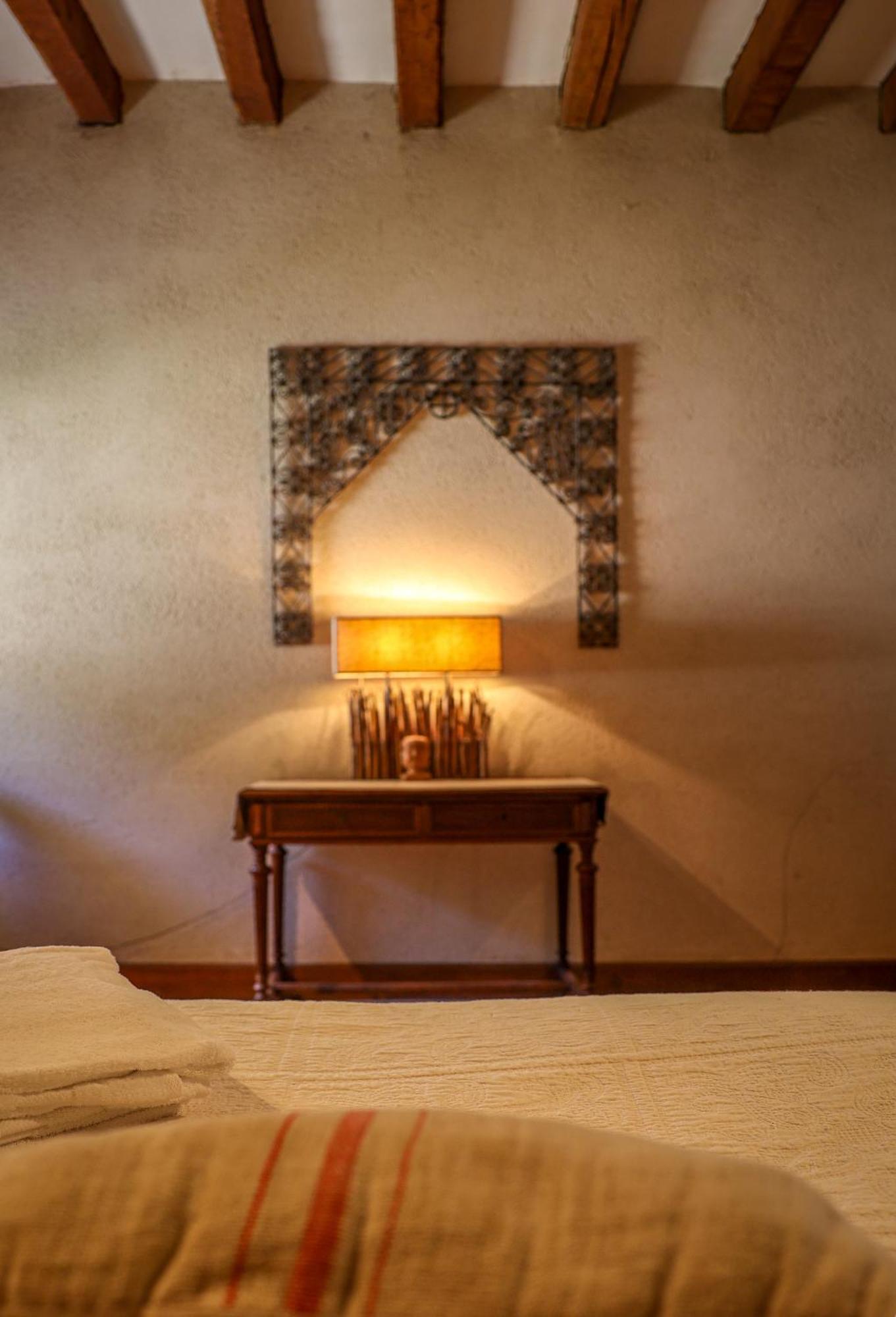 Chateau-monastere De La Corroirie Bed & Breakfast *