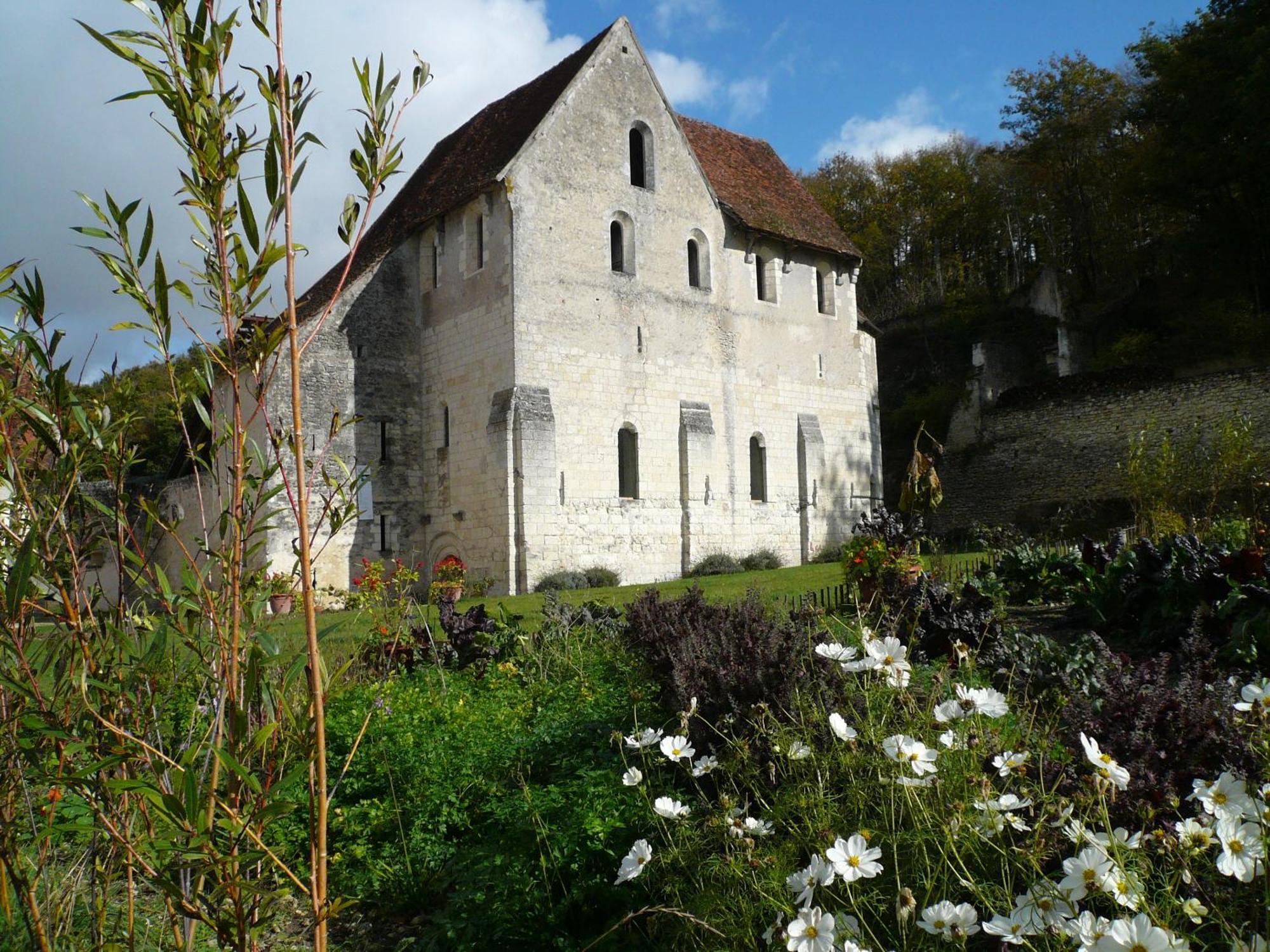 Bed & Breakfast Chateau-monastere De La Corroirie *